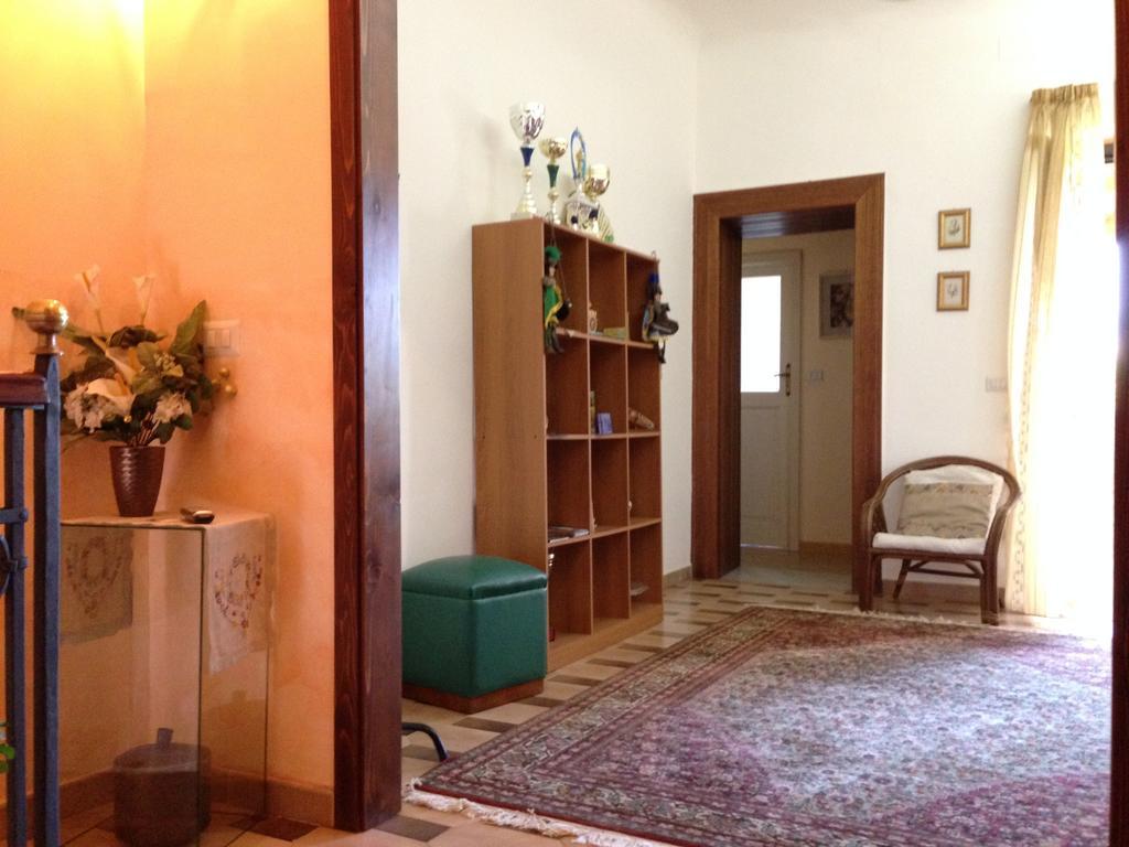 B&B Mar Tirreno Барчеллона-Поццо-ді-Готто Екстер'єр фото